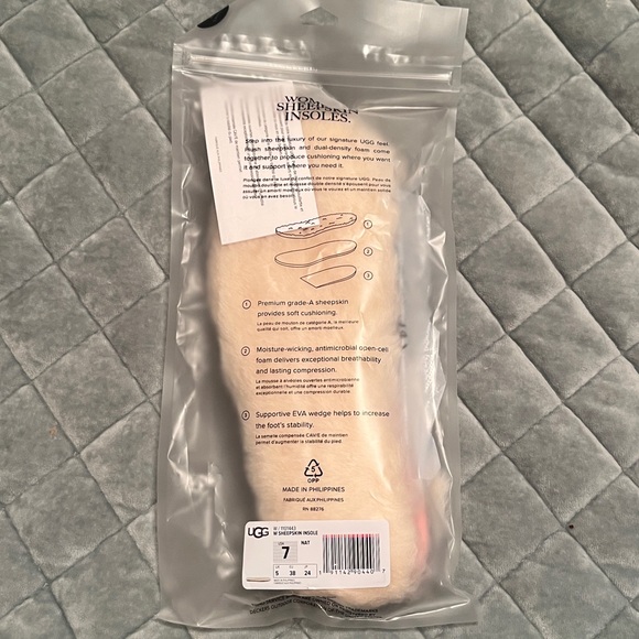 UGG Women's Sheepskin Insoles - Cream - Picture 2 of 3